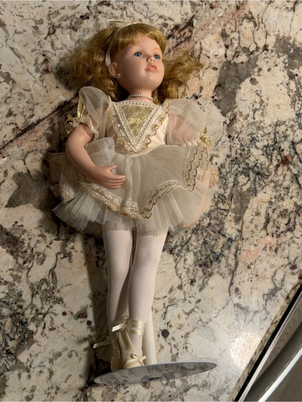 Danbury Mint 1995 Ballerina Doll Julia- Susan Wakeen Porcelain 15